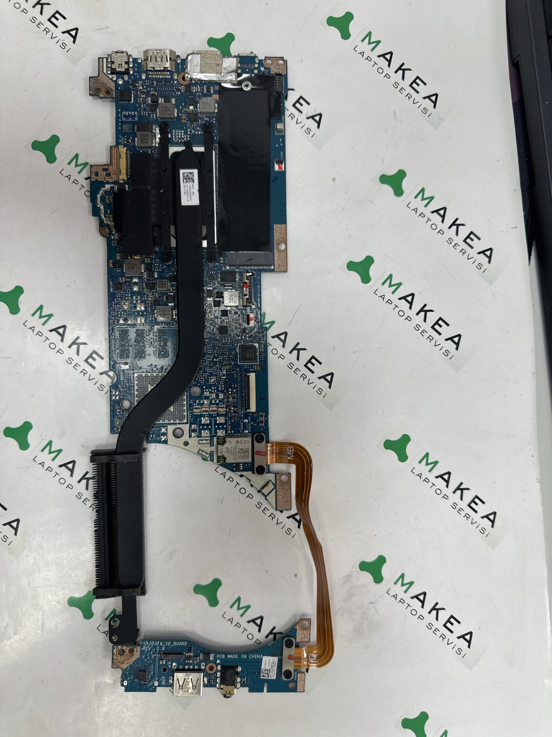 ASUS UX333FN UX334FL UX434FA anakart İ5-8 - Görsel 3