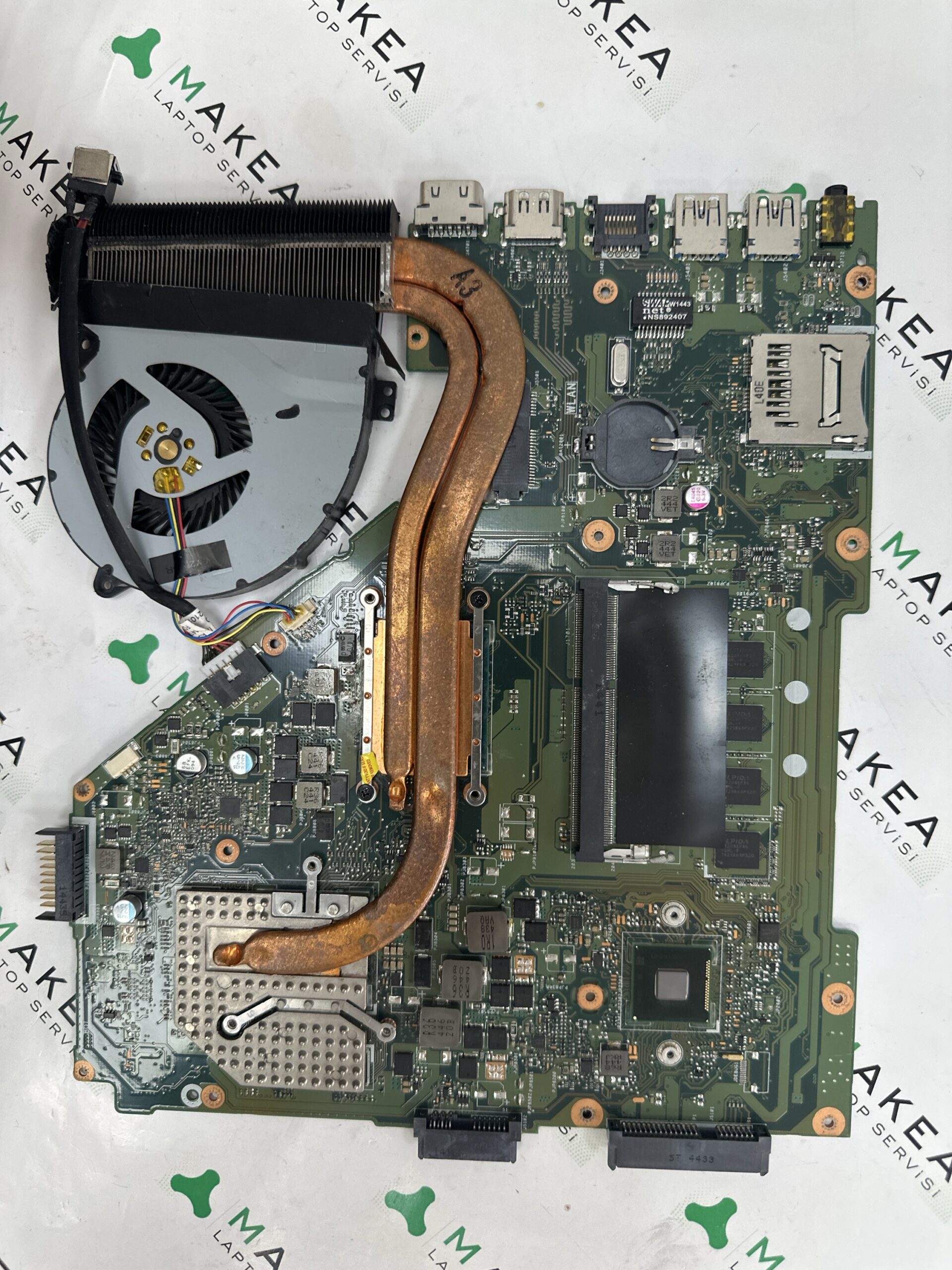 Asus x550jd 2.0 abakart i5 -4 gt850m