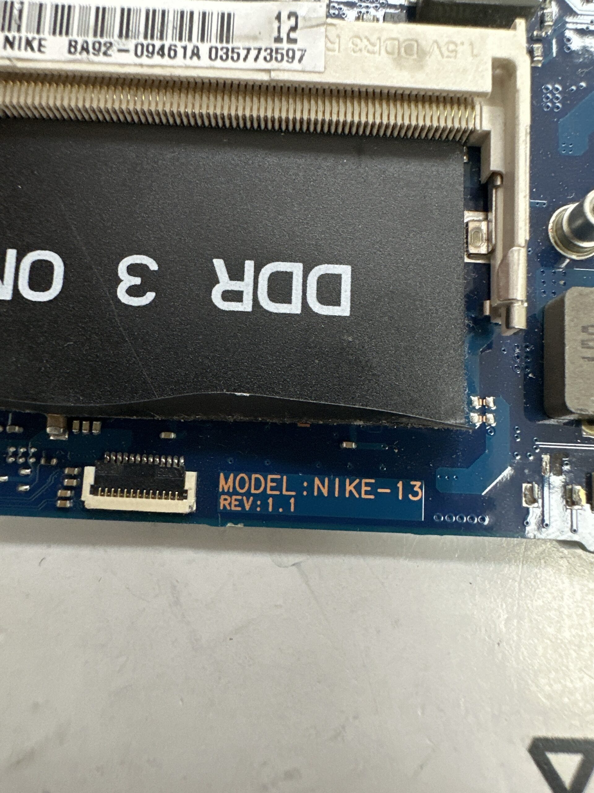 samsung np700z3a-s02ru nike-13 rev1.1 ba41-01721a anakart - Görsel 2