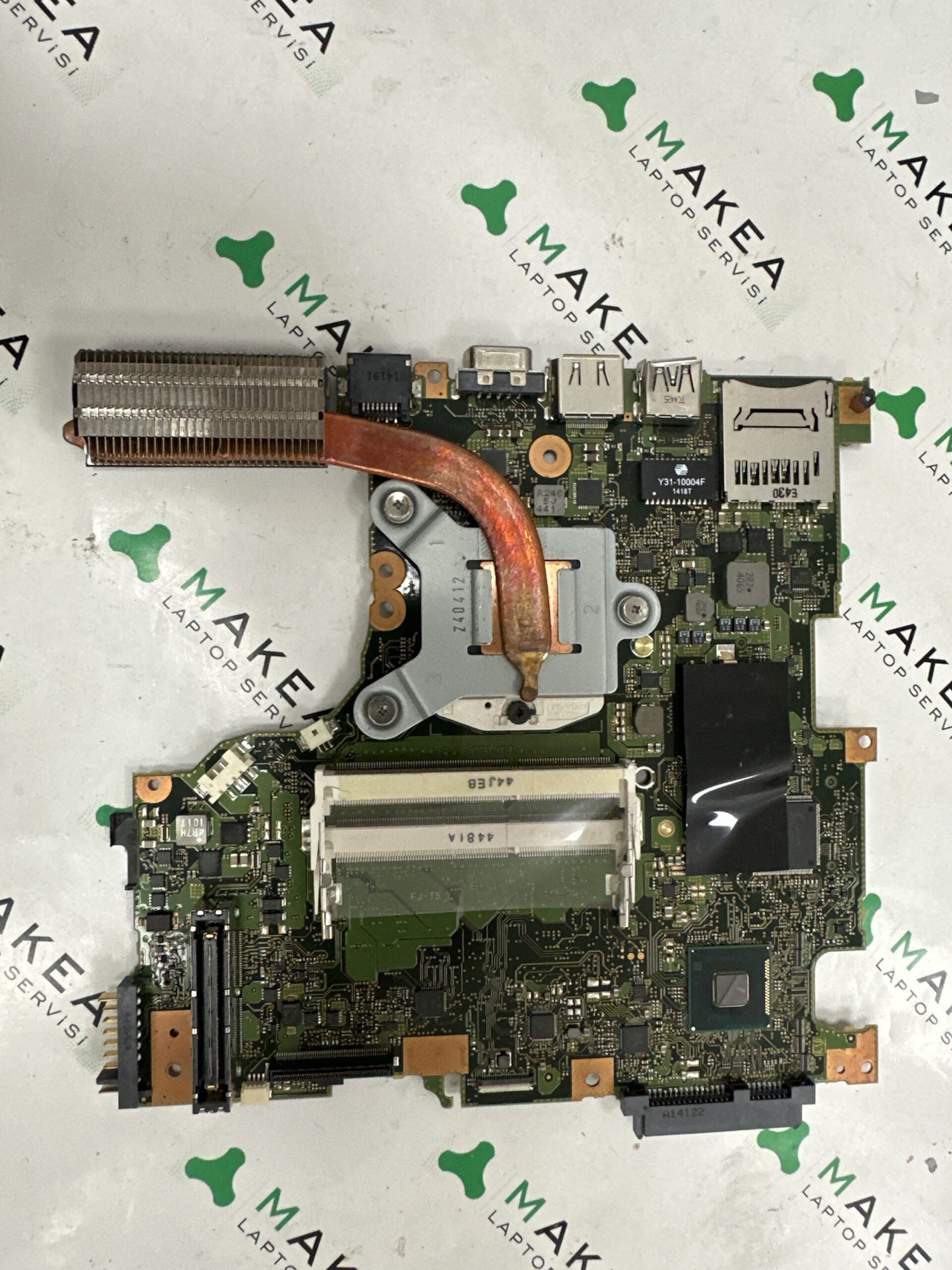 Fujitsu Lifebook E744 Anakart Cp620570 Cp667436-01